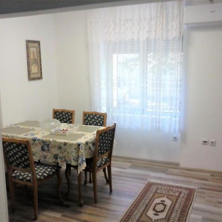 Apartman Veljic Nis Ngoại thất bức ảnh